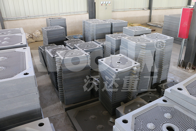 複合材料濾芯(xīn)闆液壓機2000噸(dūn)液壓機(jī)
