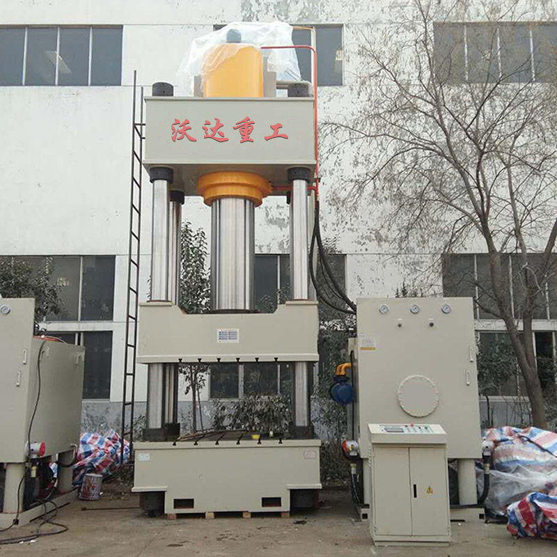 滕州1000噸四柱(zhù)液壓(yā)機(jī)廠家(jiā)哪家好?