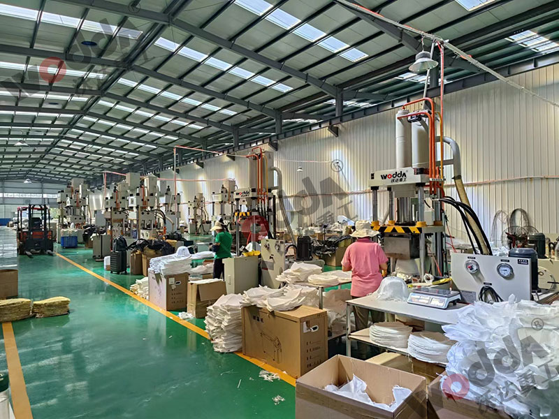 滕州(zhōu)凱夫拉防彈頭盔液壓機(jī)廠家