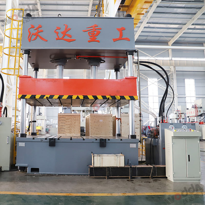 200噸汽(qì)車門飾液壓機(jī)