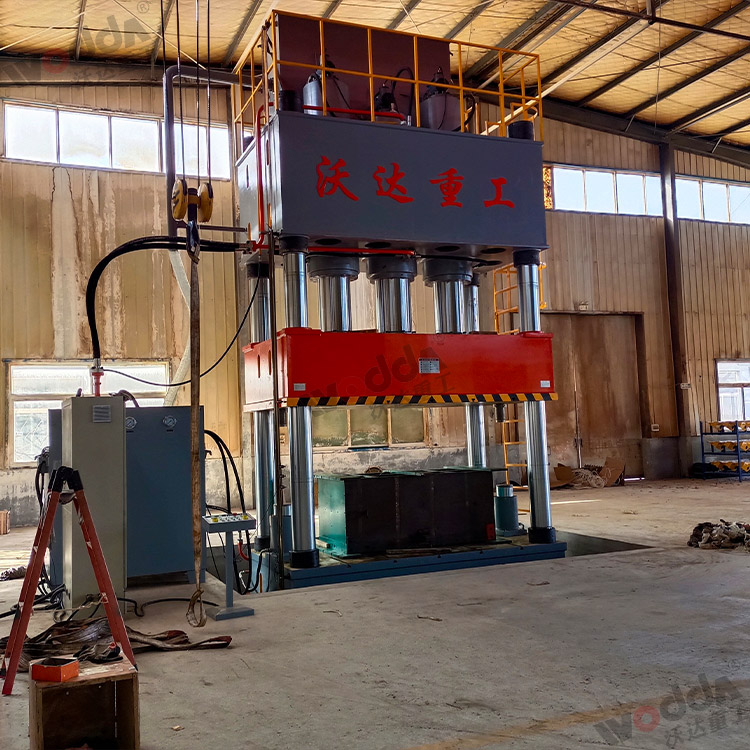 smc整體衛浴(yù)液壓機1500噸四柱(zhù)液壓機